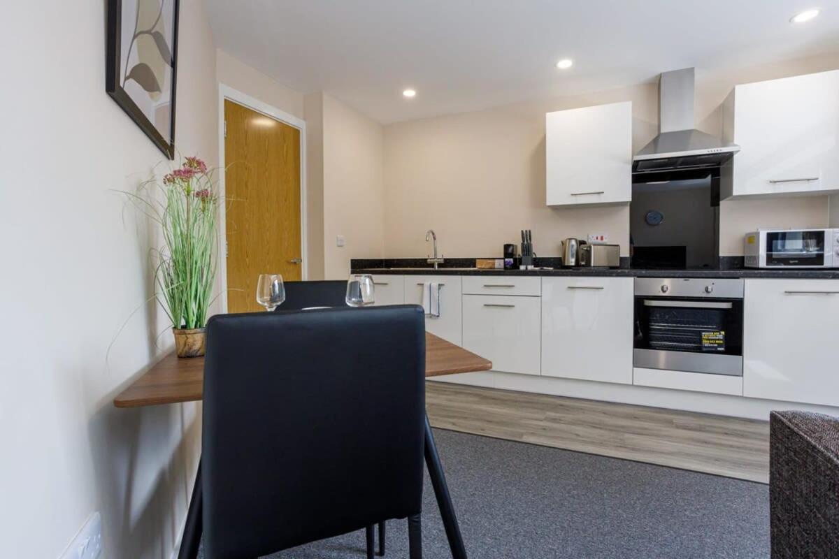 Stylish And Modern 1 Bedroom Apartment Manchester Exterior photo